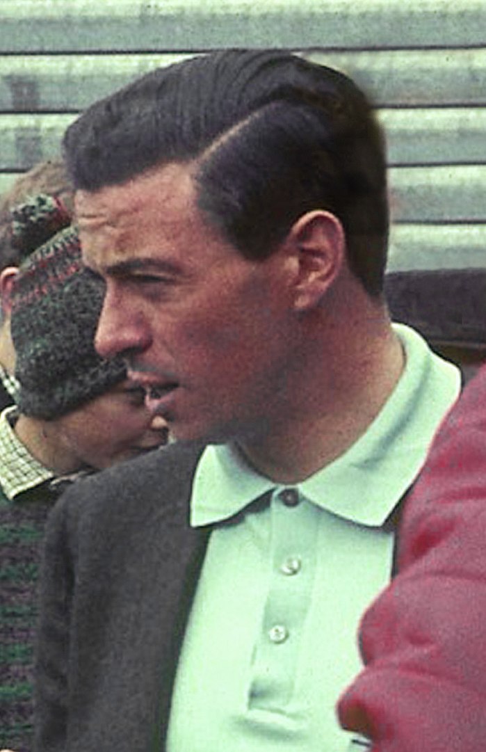 Fechamos a galeria com uma menção a Jim Clark, que morreu num acidente em outra categoria - a Fórmula 2 - mas foi um dos maiores pilotos da história. Morreu aos 32 anos em 7/4/1968, no GP da África do Sul. Era chamado de Escocês Voador. 