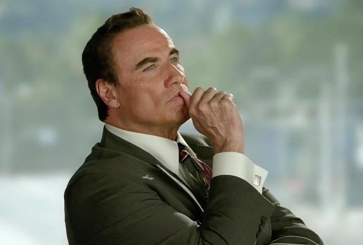 Em 2016, Travolta interpretou Robert Shapiro, advogado de defesa de O. J. Simpson na minissérie de TV American Crime Story: The People vs. O.J. Simpson. Foi o primeiro papel dele na TV desde sua participação em Welcome Back, Kotter, em 1975.