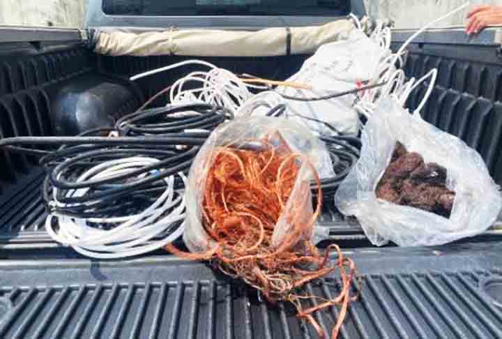 “Pedimos à sociedade que denuncie locais com atividade suspeita de compra de materiais de forma ilegal porque a pessoa que compra esses objetos de furto comete o crime de receptação qualificada, previsto no Código Penal Brasileiro”, destacou o delegado Guilherme Peres ao site “Roraima em Foco”. 
