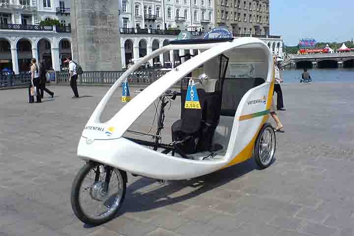 Em 1997, um novo sistema de riquixá foi criado em Berlim. É um veículo com aparência moderna (CityCruiser) e permite que os condutores os utilizem como meio de propaganda. Em cerca de dez anos, as atividades com CityCruisers avançaram por todo o mundo.