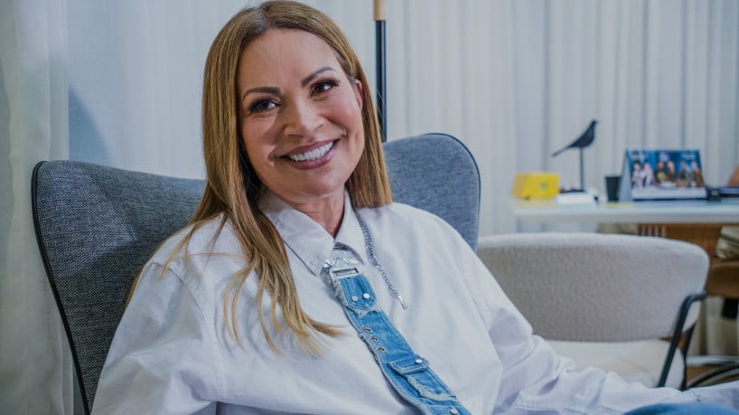 FORTALEZA-CE, BRASIL, 05-12-2024: Entrevista com Solange Almeida, sobre o seu show gratuito na Arena Castelão. (Foto: Fernanda Barros/ O Povo) 