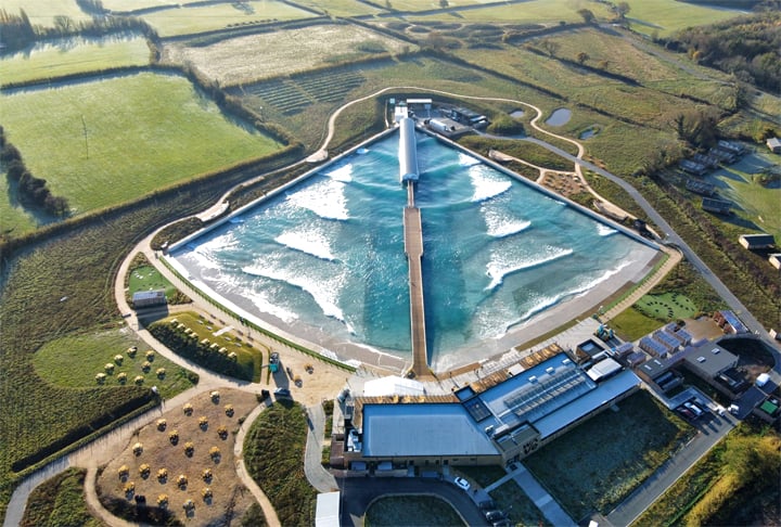 The Wave foi aberta ao público em outubro de 2019, contendo o primeiro modelo de tecnologia de Wavegarden Cove. Com apenas um clique, são gerados mais de 30 tipos de ondas: tubulares, à esquerda, à direita, lentas e rápidas