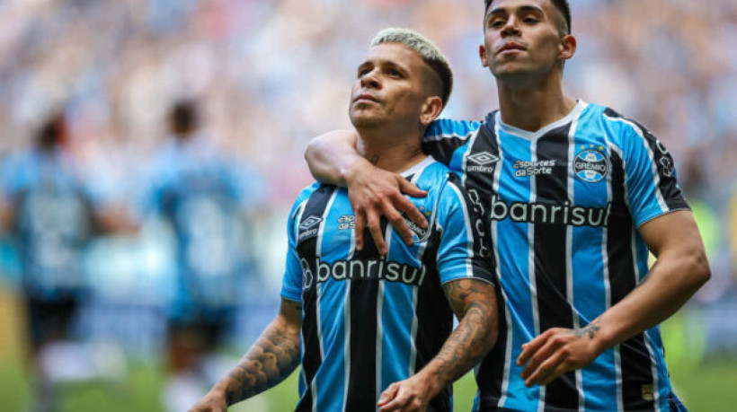 Marcelo Teixeira diz estar esperando se o Grêmio vai exercer direito de compra do atacante ou se o jogador será reintegrado no Peixe