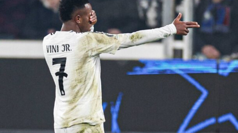 Brasileiro voltou após lesão e fez um gol e deu uma assistência. Mbappé saiu machucado e Courtouis foi o grande nome nos minutos finais