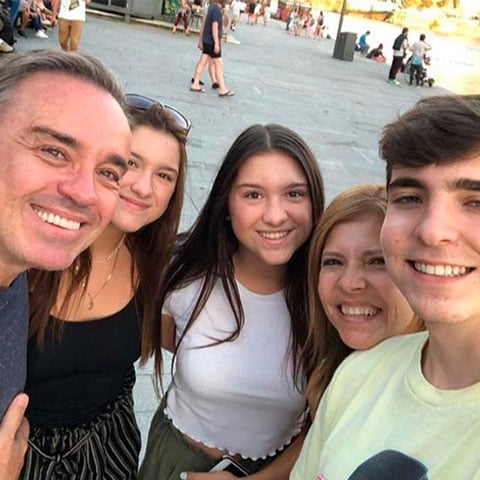 A partilha da herança de Gugu Liberato afetou a relação familiar e colocou os filhos do apresentador em lados opostos. Enquanto as gêmeas Marina e Sofia defenderam a inclusão da mãe, Rose Miriam, no testamento, João Augusto pediu para ser mantido o que foi definido em 2011.