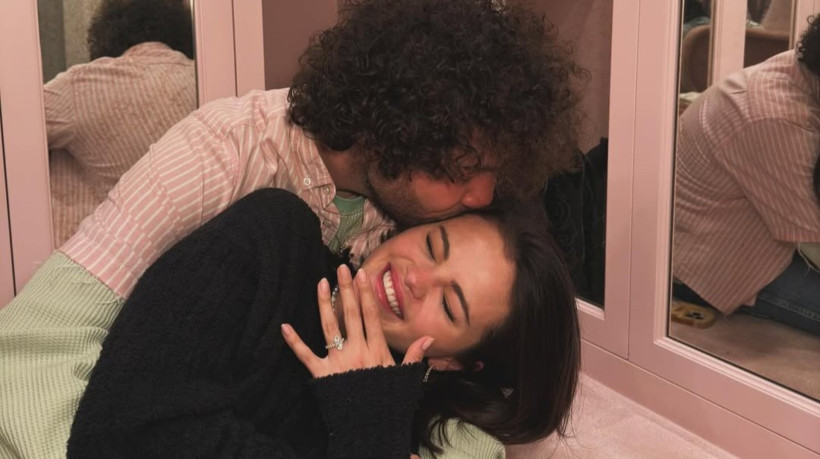 Selena Gomez e Benny Blanco estão noivos