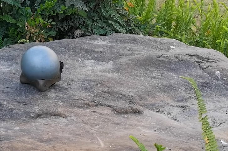 Os robôs podem se locomover sozinhos ou em em grupo, a depender do tipo de terreno.