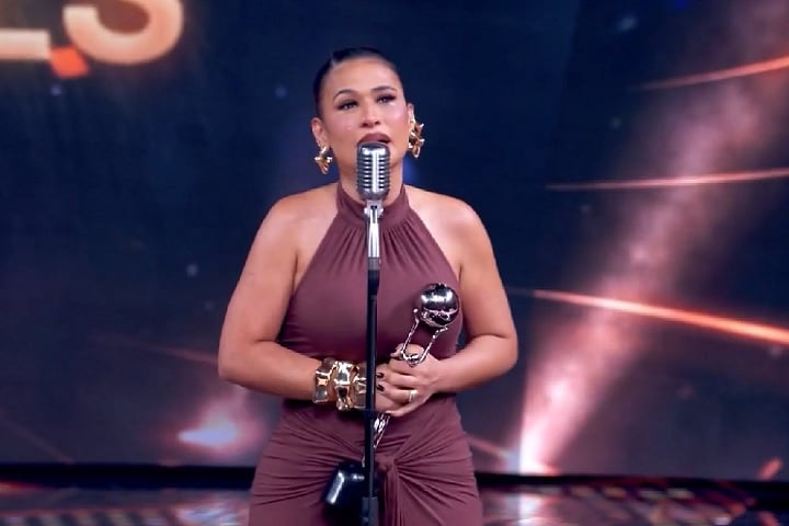 Ela está com tudo! A cantora Simone Mendes emplacou a segunda vitória consecutiva no prêmio 