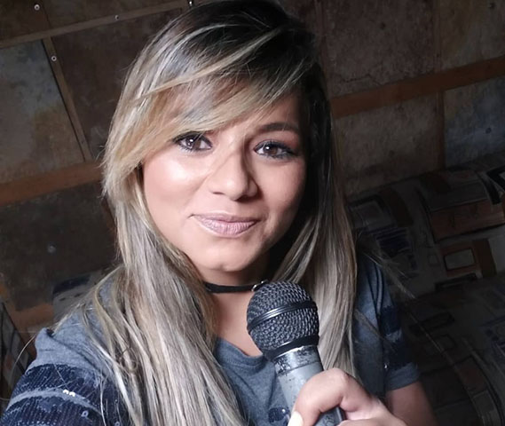 Andreia Ribeiro - A cantora de forró faleceu após sofrer um mal súbito durante uma apresentação na cidade de José de Freitas, no Piauí. Ela foi socorrida e levada para o Hospital de Urgência de Teresina, mas sofreu paradas cardiorrespiratórias e não resistiu.