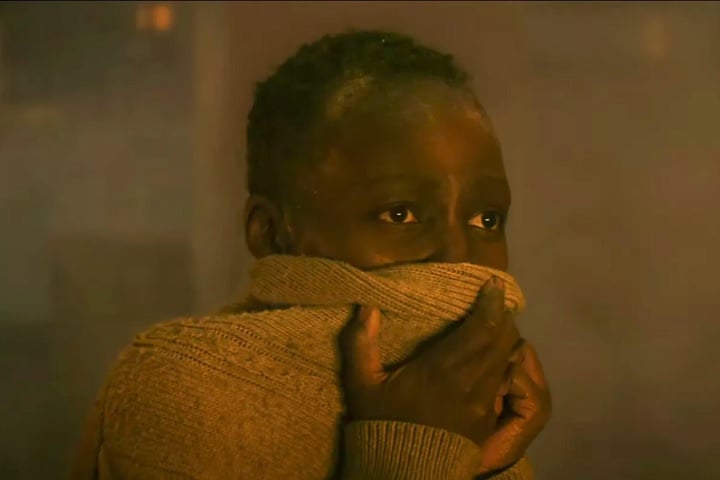 Na trama, Lupita interpreta Sam, uma poetisa com um câncer terminal que precisa sobreviver em uma cidade que está sendo dominada pelas criaturas.