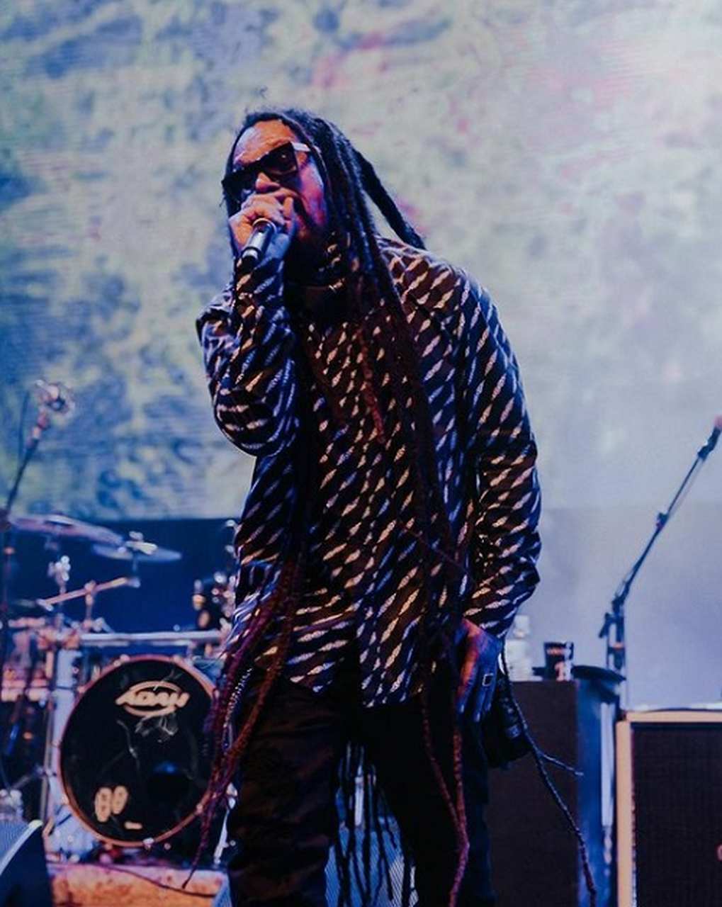 Marcelo Falcão - Por causa de uma queda de pressão, o cantor carioca Marcelo Falcão passou mal durante um show na badalada Orla de Atalaia, em Aracaju, capital de Sergipe. 