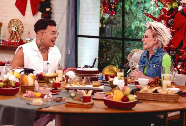 Eu já tive uma infância exposta como Daniel Garcia. Minha carreira começa em 2002, com 7 anos de idade. O Daniel Garcia já era um artista antes da Gloria Groove chegar, explicou.