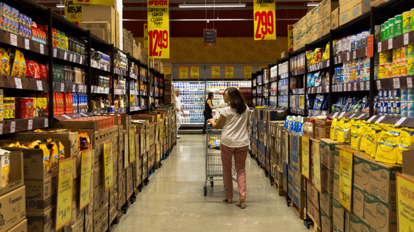 Fortaleza- CE, Brasil, 17-12-24: Alta na infla&ccedil;&atilde;o no pre&ccedil;o dos alimentos que apresentaram aumento de 0,20% em dezembro de 2025 (Foto: Lorena Louise/Especial para O POVO)