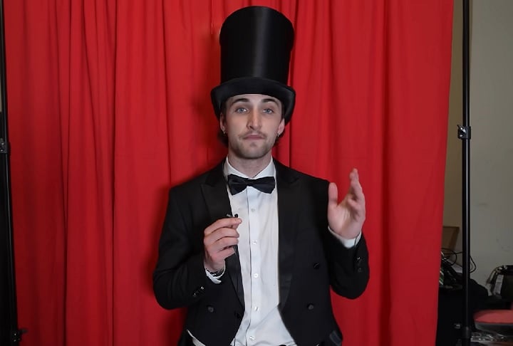 Em entrevista ao The Face, Anthony destacou sua experiência em organizar eventos inusitados, como uma vez que ele conseguiu reunir 3 mil pessoas para assisti-lo comer salgadinhos de queijo.