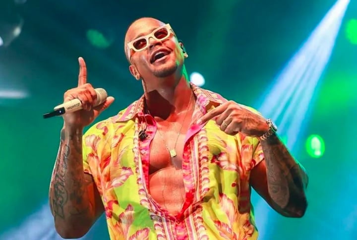 Com a carreira bombando, Léo Santana está confirmado como uma das atrações do P12 Internacional, festival de verão que acontecerá em Guarapari (ES), de 28/12/24 até o fim de janeiro.