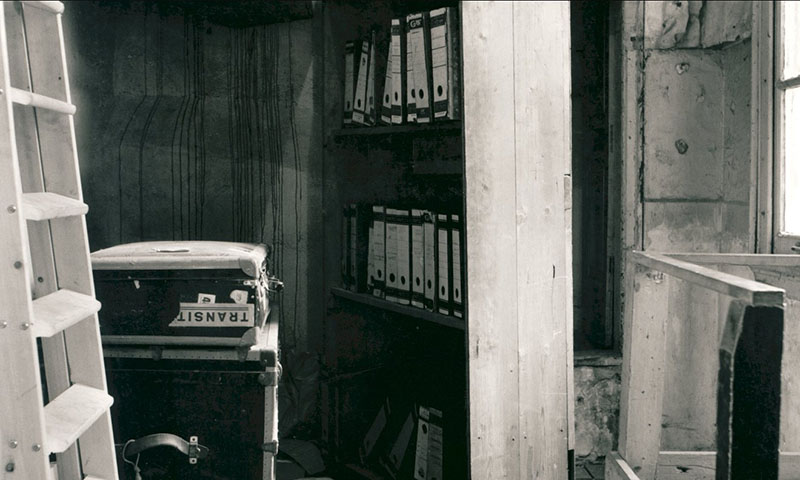 Esconderijos e passagens secretas fazem  lembrar enredos fictícios de livros ou filmes.  Entretanto, na vida real há exemplos históricos e inusitados espalhados pelo mundo. Alguns deles se tornaram pontos turísticos e até um local de aprendizado. O FLIPAR traz uma curiosa lista feita pelo site ‘Hypeness’ . 