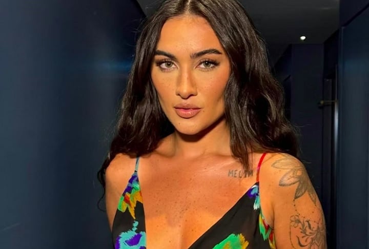 Após ser diagnosticada com paralisia de Bell, a cantora Gabi Melim contou detalhes de como começaram os sintomas em entrevista recente na TV Record.