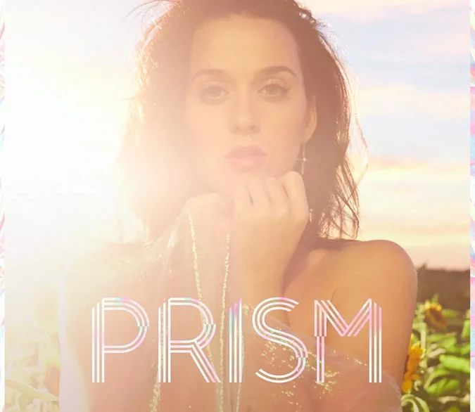 Em 2013, Katy lançou Prism, que incluiu sucessos como Roar e Dark Horse. O álbum foi mais introspectivo e inspirador, refletindo uma fase mais madura de sua carreira.