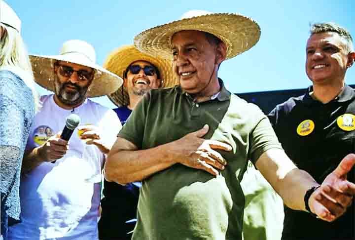 Porto Alegre (Rio Grande do Sul): Sebastião Melo (MDB) foi reeleito no segundo turno, com 61,53%, e superou Maria do Rosário (PT). Em um ano marcado por enchentes na cidade, o político, de 66 anos, conseguiu vencer o certame.