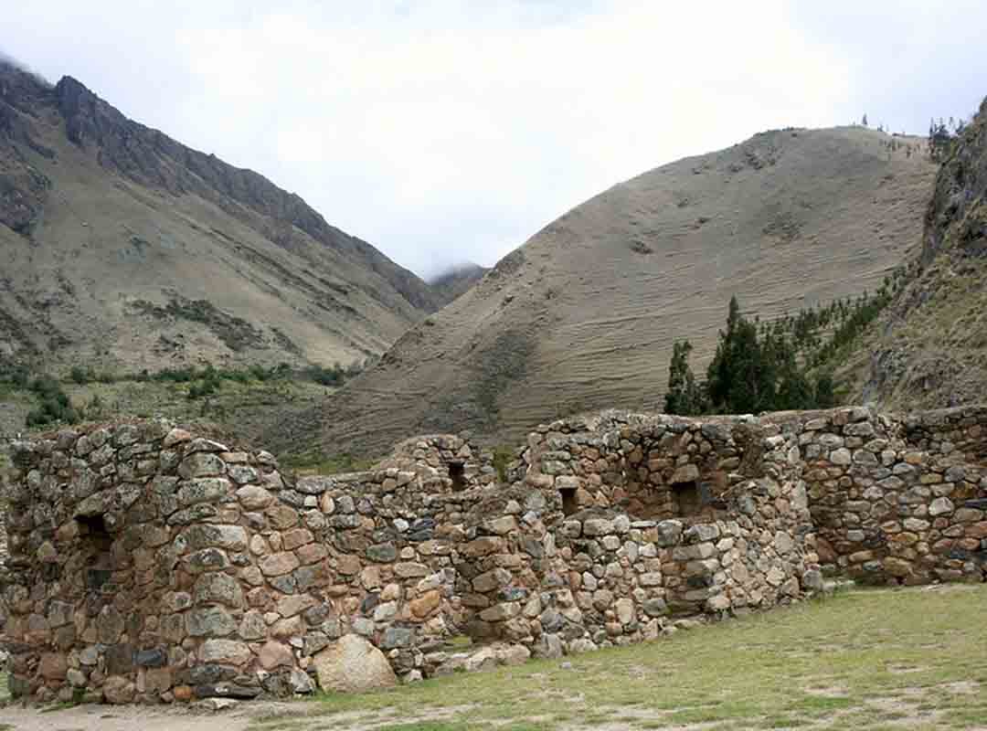 Ao ser informado dessa notícia pelo padre de Amaybamba, o novo Vice-rei do Peru, Francisco de Toledo, decidiu submeter à força, o Reino de Vilcabamba. Ele deu a justificativa de que os incas tinham quebrado a lei inviolável de todas as nações do mundo: o respeito aos embaixadores