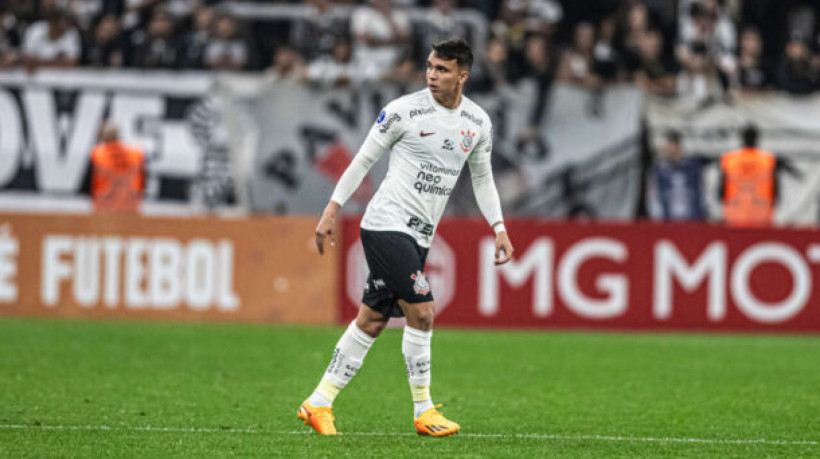 Destaque no sub-20, atacante não conseguiu se firmar no profissional; hoje com 21 anos, aguarda a chegada de alguma proposta para ser negociado 