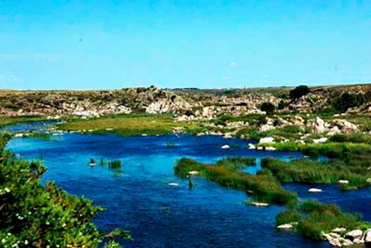 Nenetsia (Rússia) - A Cratera de Kara foi formada há 70,3 milhões de anos, às margens do mar gelado de Kara, no Oceano Ártico. Tem 65 km de diâmetro. Mas cientistas estimam que ela já teve o dobro desse tamanho e vem sofrendo erosão. 