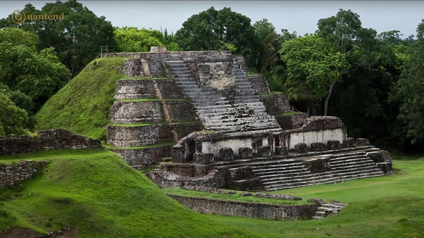 Uma antiga cidade Maia foi descoberta por arqueólogos numa densa floresta no México. A novidade repercutiu no meio científico e também entre a população em geral.  