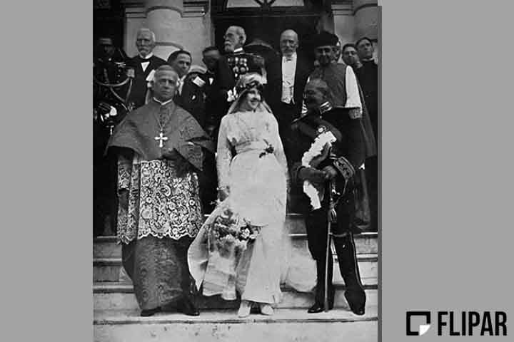 Ela deixou de exercer sua carreira como caricaturista em 8 de dezembro de 1913, ao casar-se com o então presidente da República, o marechal Hermes da Fonseca. 