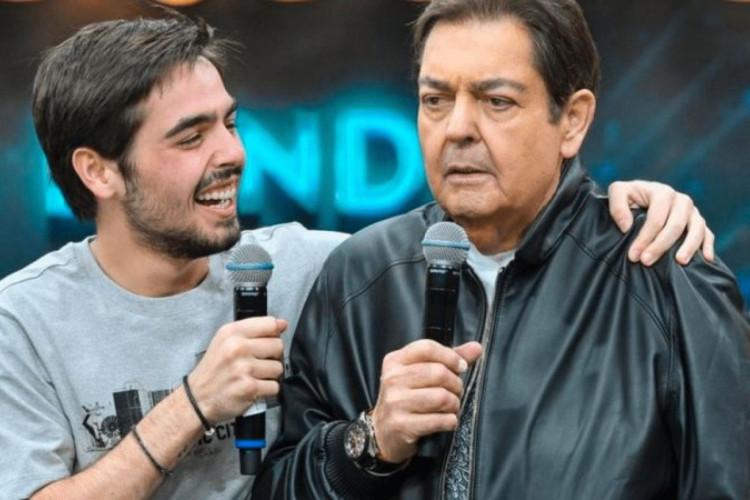 No começo do ano, em janeiro, ele chegou ser internado e preocupou os familiares. O filho dele, João Guilherme Silva, comentou sobre o estado de saúde do pai na época.(Foto: Reprodução / Band)
