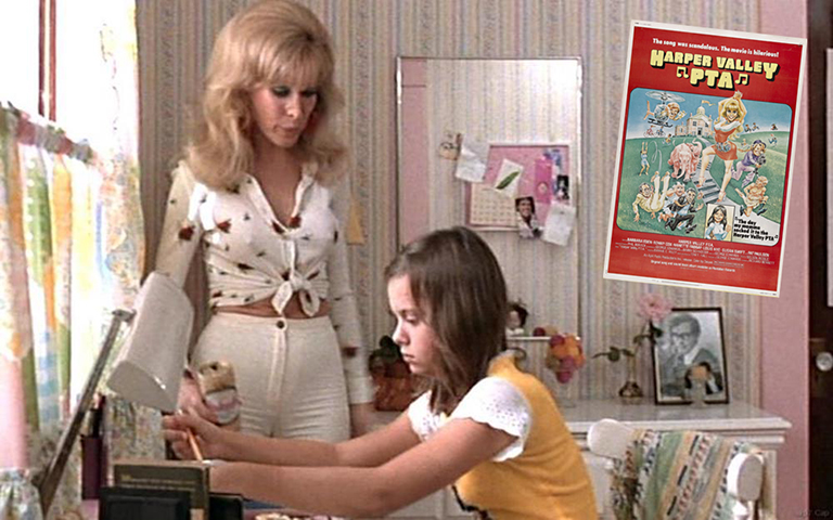 Harper Valley PTA (1968), de Richard Bennett - A atriz Barbara Eden (famosa por Jeannie é um Gênio) vive uma mãe moderna que se destaca entre os moradores conservadores de uma cidade de interior. Filme baseado na música lançada dez anos antes por Jeannie C. Riley.