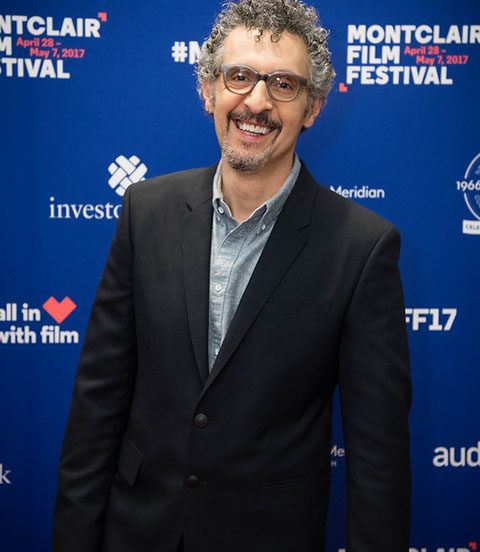 John Turturro - Nascido em Nova York em 28/2/1957, é filho de italianos. Seu pai, Nicholas, imigrou de Bari aos 6 anos, lutou na Segunda Guerra Mundial (inclusive no Dia D) e trabalhou como pedreiro. Sua mãe, Katherine, foi cantora de jazz. Turturro  já fez mais de 60 filmes.