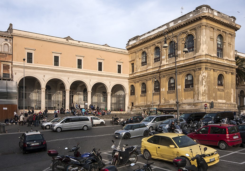 A igreja de San Pietro in Vincoli, construída no século 5, fica no monte Ópio e é famosa, principalmente, por abrigar a escultura de Moisés, de Michelangelo. 