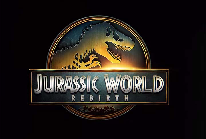 A sequência da Pixar desbancou Jurassic World: O Mundo dos Dinossauros ao alcançar faturamento de US$ 1,675 bilhão (cerca de R$ 9,5 bilhões) de bilheteria. No filme de 2015 do diretor Colin Trevorrow, o Parque dos Dinossauros é aberto para visitação, mas o público corre risco com uma animal que desenvolve inteligência elevada. 
