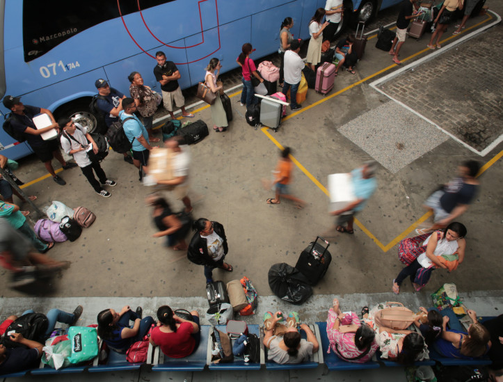 FORTALEZA-CE, BRASIL, 28.12.2024: Movimento na Rodoviária antes do Ano Novo.. (foto: Fabio Lima/ OPOVO)