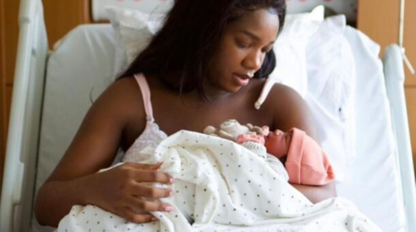 Nala, filha do jogador Yuri Lima e Iza, teve novas fotos divulgadas pela cantora; recentemente, a autora de 'Pesadão' falou sobre o jogador