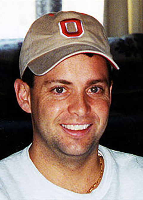 Todd Beamer  - O representante de vendas tinha 32 anos. Nascido em 24/11/68, no Michigan, tinha mulher e 3 filhos. A voz dele é ouvida ao fundo numa ligação: Vocês estão prontos? Vamos lá!. Era o momento-chave da luta com os terroristas.   