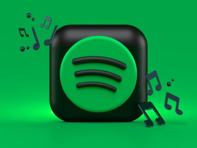 Dados do Spotify mostram que o Brasil tem experimentado um aumento de 44% no número de ouvintes de música gospel, refletindo a crescente aceitação e presença desse gênero no cotidiano das pessoas.