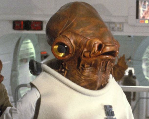 Erik Bauersfeld (1922 - 2016) - Voz do Almirante Ackbar - O ator americano, nascido em 28/6/1922, morreu em 3/4/2016, aos 93 anos. 

