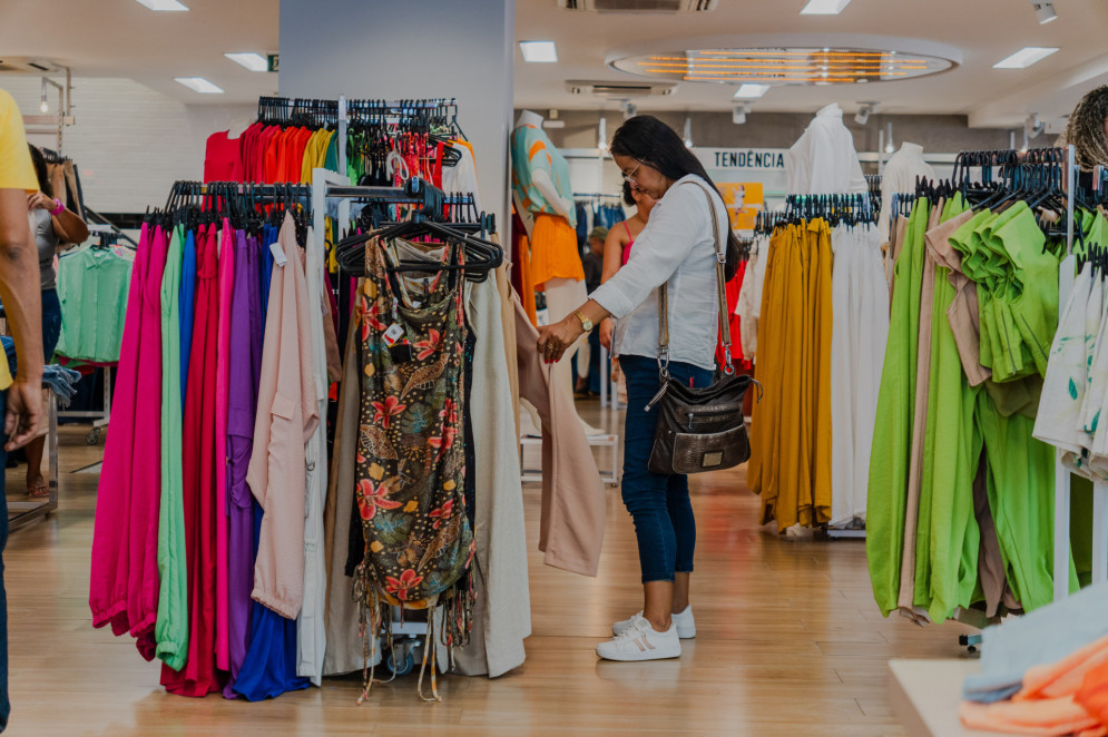 CDL projeta que descontos neste mês de janeiro possam chegar a 70%