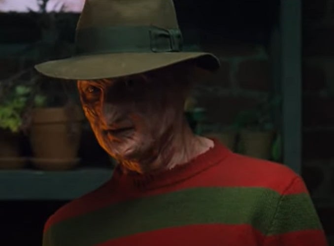 Cores clássicas - Outro ponto interessante sobre a vestimenta de Freddy Krueger é a cor dela. 