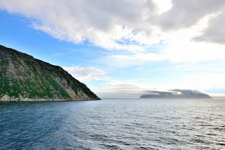 Mesmo assim, sua ação não surtiu qualquer efeito, e as ilhas permaneceram separadas como estão até hoje.