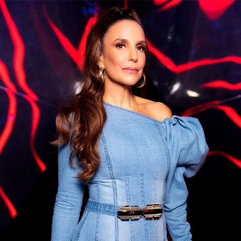 Veveta', como é chamada pelos amigos,  completou 52 anos em 27/5/2024. Fez diversas apresentações em.2024 desde a virada do ano em Salvador.