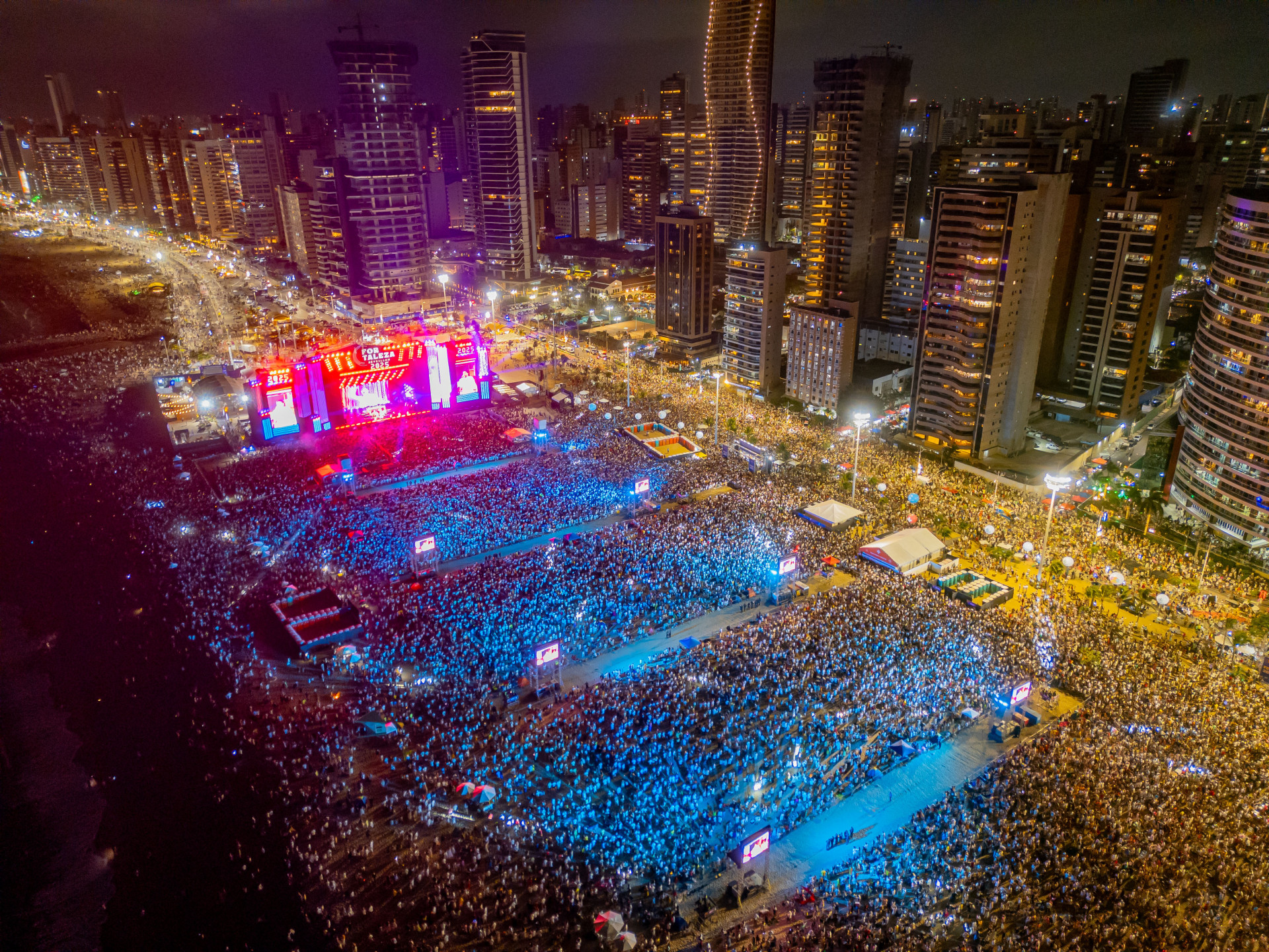 ￼SÃO esperadas 2,5 milhões de pessoas nos três polos (Foto: FCO FONTENELE)