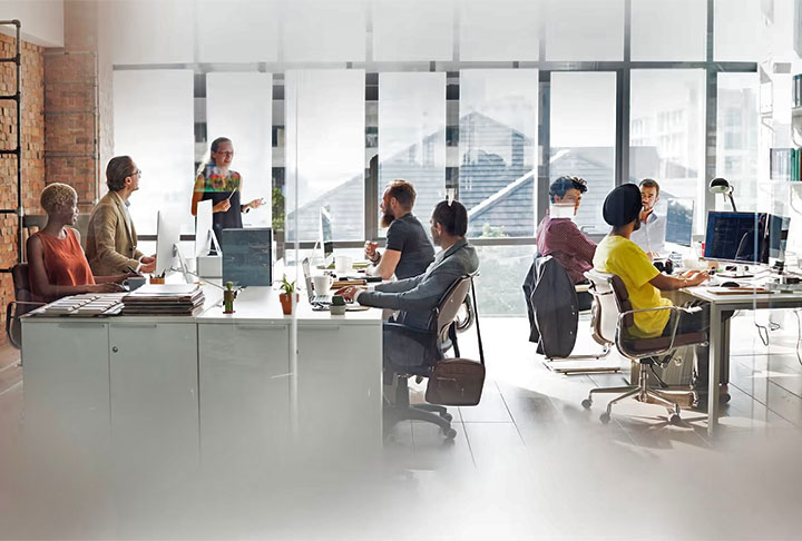 Afinal, as distrações com assuntos irrelevantes no ambiente profissional são frequentes. E as pessoas, muitas vezes, não conseguem se desvencilhar de papos inúteis.