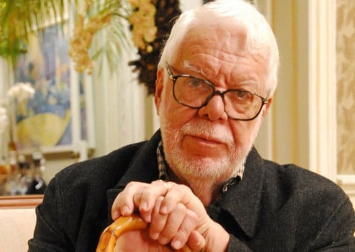 Autor de novelas da Globo protagonizadas por personagens Helena, Manoel Carlos, o Maneco, teve piora no estado de sa&uacute;de devido &agrave; Doen&ccedil;a de Parkinson
