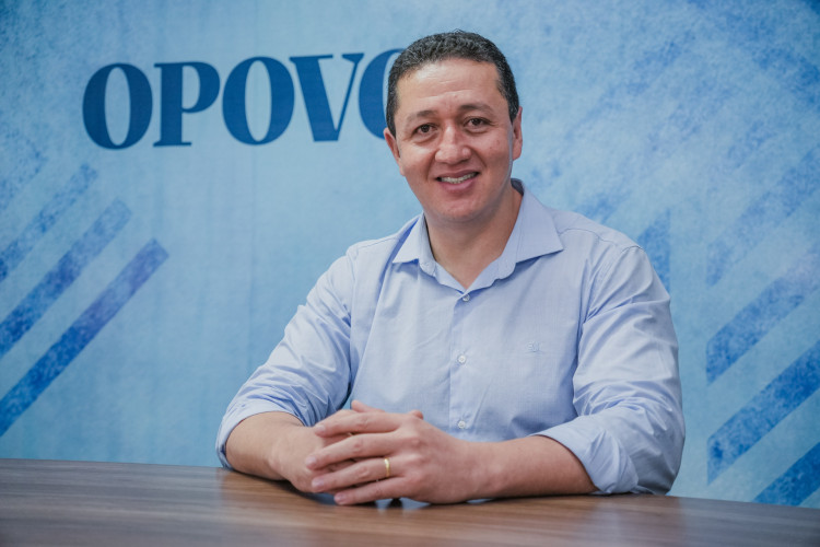 Gl&ecirc;dson Bezerra, prefeito de Juazeiro do Norte