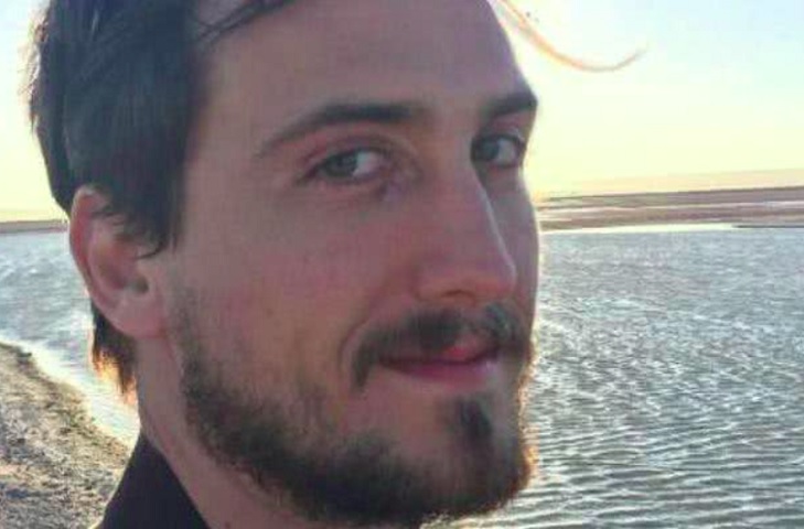 Alguns seguidores concordaram com o posicionamento do artista: Parabéns pela coragem [...] Realmente não há um local em que possamos achar todas as peças em cartaz, disse um.