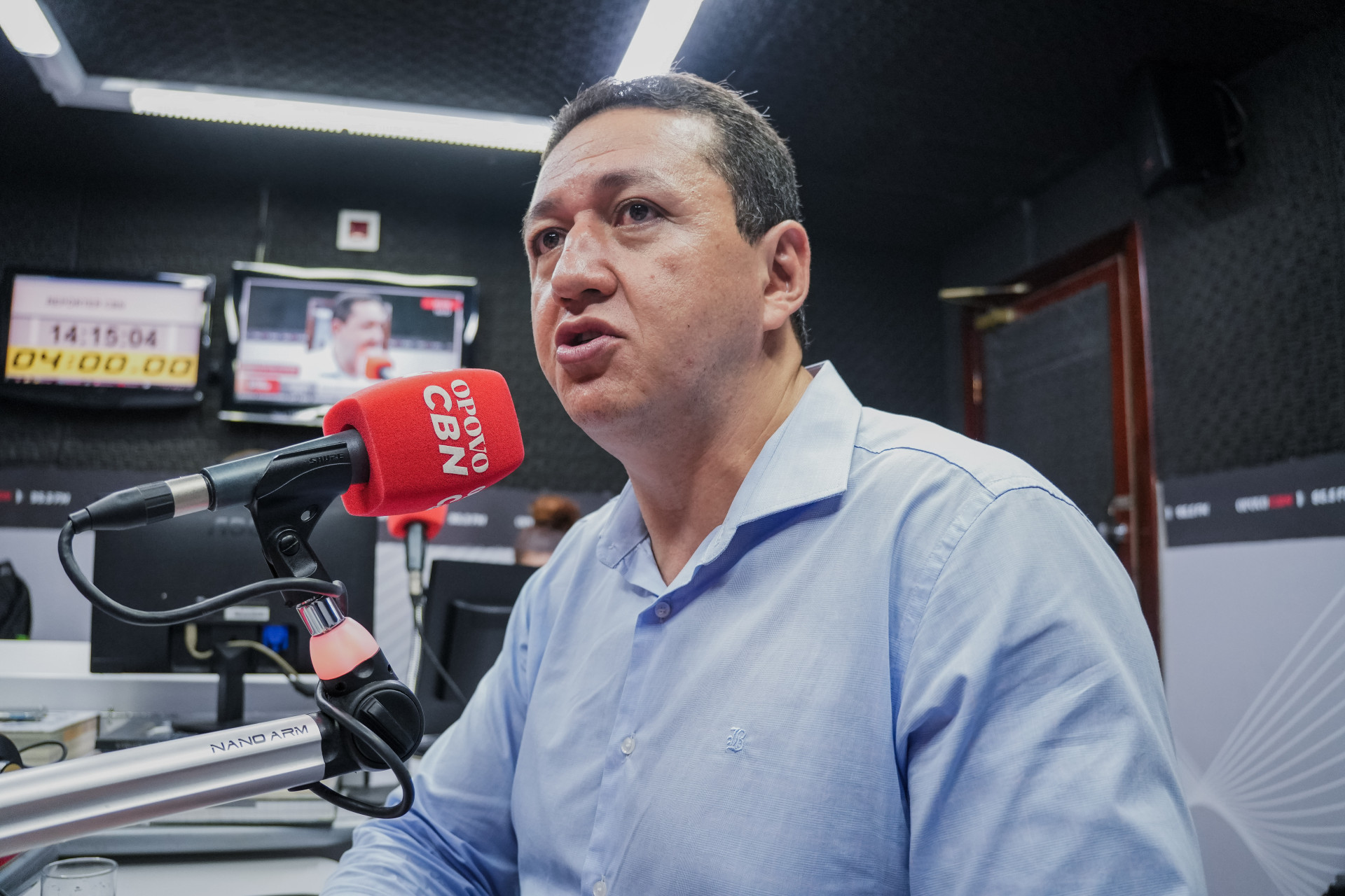 FORTALEZA-CE, BRASIL, 03-01-2025: Visita de Glêdson Bezerra, prefeito de Juazeiro do Norte, a redação O Povo. (Foto: Fernanda Barros/ O Povo) (Foto: FERNANDA BARROS)