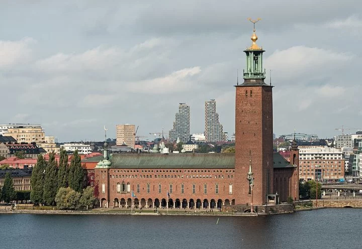 A cerimônia acontece no elegante Concert Hall, seguida de um banquete no magnífico City Hall.