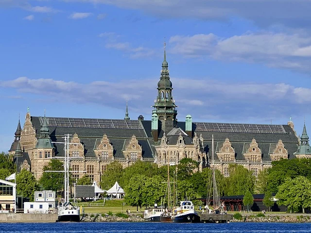 Há ainda o Museu Nórdico, que oferece uma imersão completa na vida e nos costumes do povo sueco desde a Idade Média até os dias atuais.